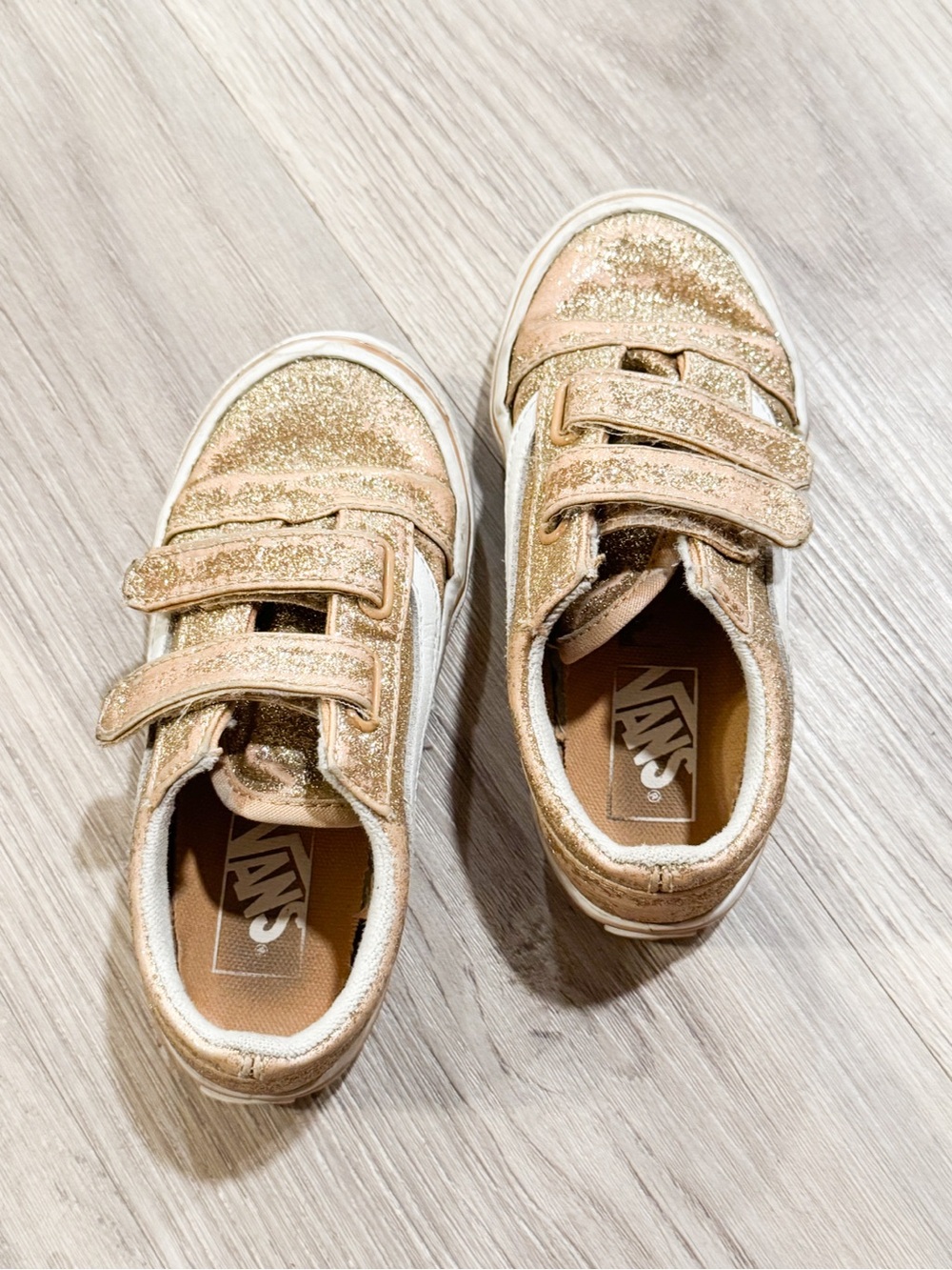 Vans Kids Glitter Gold Velcro Sneakers